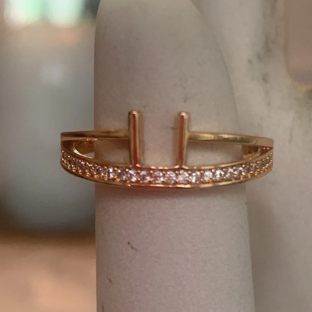 New Rose Gold Plated Ring Open Bar Unique Size 7.5 (#9) GIFT - Picture 1 of 10